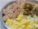 ម្សៅធ្វើនៅផ្ទះសម្រាប់ Kurnik Kurnik ជាមួយរាវ mayonnaise